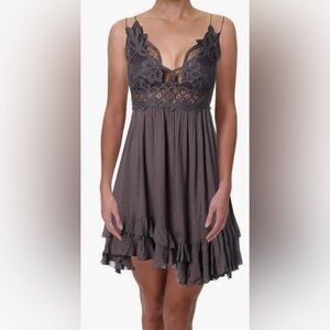 Free People charcoal dress. New!! Never worn!! Excellent condition!! Large!